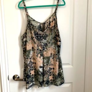 Penningtons 4x sleeveless blouse